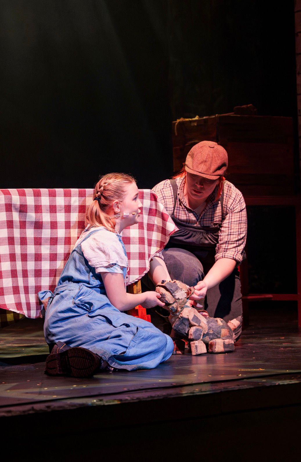 Violet Freann on stage with Glinda in The Wizard of Oz